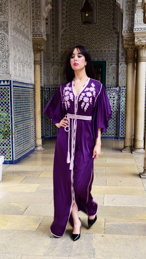 Kaftan - Moroccan Seamstress (Sfifa and Zwak lamaallam)